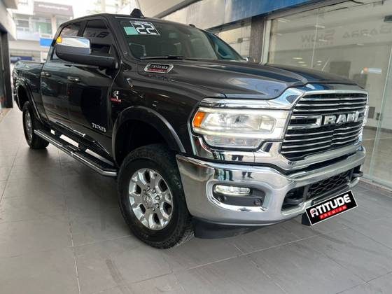 RAM 3500 6.7 I6 TURBO DIESEL LARAMIE CD 4X4 AUTOMÁTICO